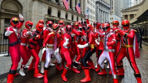 Rassemblement de Power Rangers organisé pour les 20 ans de la série (NYC)